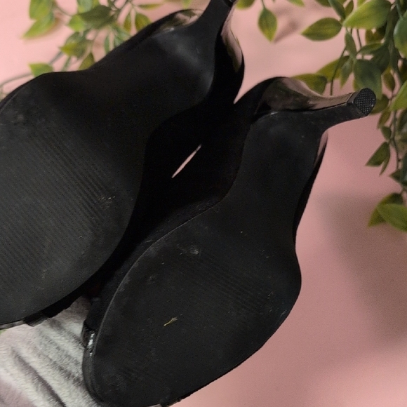 Style & Co. Women's Elegant Black Heels - Picture 4 of 8